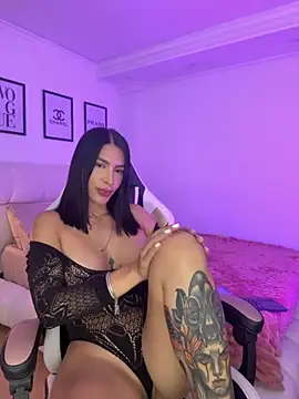 Snapshot of Dj_scarlettmorreti chatting on September 22, 8:15 pm Dj scarlettmorreti online show from September 22, 8:15 pm