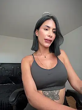 Snapshot of Dj_scarlettmorreti chatting on July 21, 8:21 pm Dj scarlettmorreti online show from July 21, 8:21 pm
