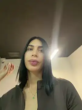 Snapshot of Dj_scarlettmorreti chatting on May 22, 3:43 pm Dj scarlettmorreti online show from May 22, 3:43 pm