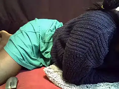 Snapshot of heather_savage chatting on March 21, 10:17 pm heather savage online show from March 21, 10:17 pm