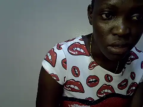 Snapshot of heather_savage chatting on April 13, 4:00 pm heather savage online show from April 13, 4:00 pm