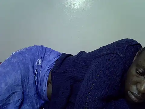 Snapshot of heather_savage chatting on November 9, 11:14 am heather savage online show from November 9, 11:14 am