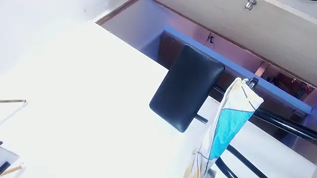 taniabigxx online show from February 27, 9:47 pm