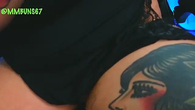 Snapshot of miacanela_xo chatting on October 8, 1:18 am miacanela xo online show from October 8, 1:18 am