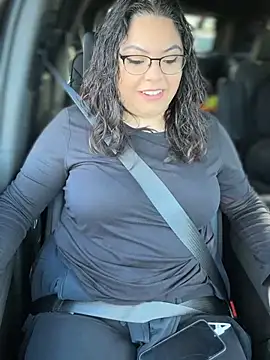 miacanela xo online show from February 6, 9:22 pm