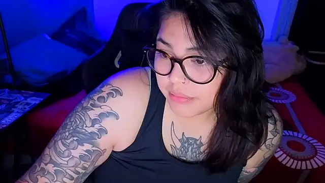 miacanela xo online show from June 18, 1:15 am