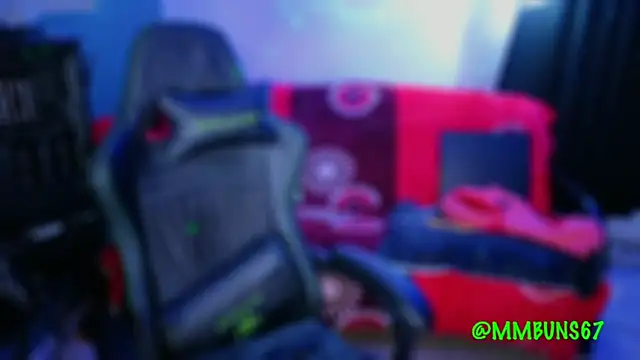 Snapshot of miacanela_xo chatting on November 9, 2:37 am miacanela xo online show from November 9, 2:37 am