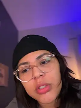 Snapshot of miacanela_xo chatting on November 25, 12:33 am miacanela xo online show from November 25, 12:33 am