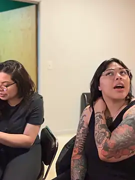 miacanela xo online show from December 17, 3:11 am