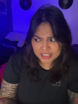 miacanela xo online show from June 22, 1:22 am