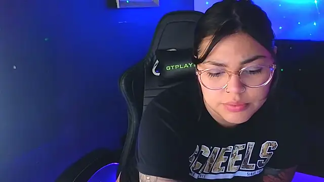 Snapshot of miacanela_xo chatting on September 9, 11:47 pm miacanela xo online show from September 9, 11:47 pm