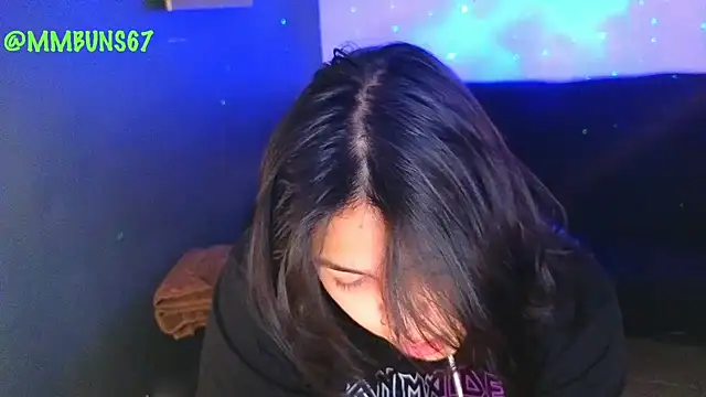 Snapshot of miacanela_xo chatting on September 24, 2:18 am miacanela xo online show from September 24, 2:18 am