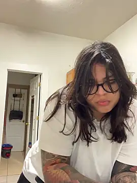 miacanela xo online show from April 16, 2:01 am