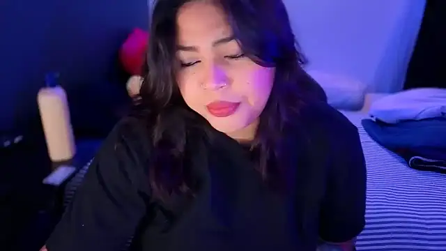 miacanela xo online show from April 4, 1:45 am