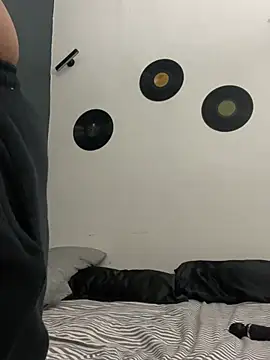 miacanela xo online show from March 12, 3:45 am