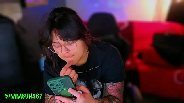 Snapshot of miacanela_xo chatting on November 23, 1:59 am miacanela xo online show from November 23, 1:59 am