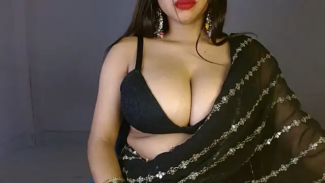 Snapshot of Naughty_nikkii chatting on February 2, 12:24 pm Naughty nikkii online show from February 2, 12:24 pm