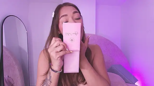 vale ross  online show from February 23, 3:08 am