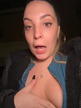 LiliMorganxxx online show from November 17, 10:14 pm