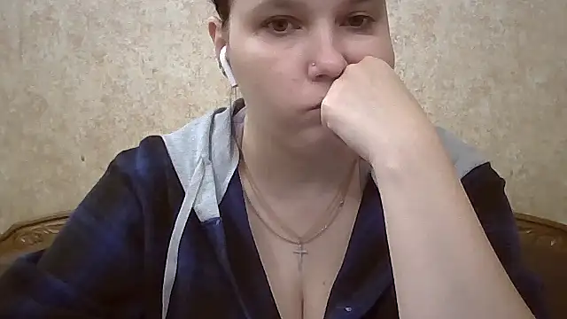 Snapshot of JeorginaJ chatting on November 23, 1:43 pm JeorginaJ online show from November 23, 1:43 pm