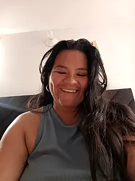 Snapshot of Julieta-tits chatting on May 2, 8:25 pm Julieta-tits online show from May 2, 8:25 pm