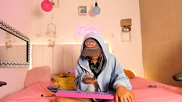 lilith horny online show from March 10, 9:35 am