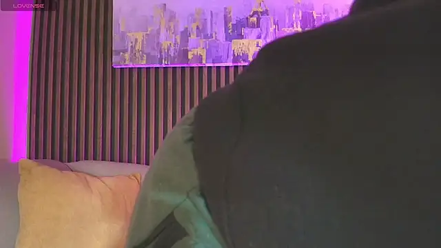 Tamaraakins online show from November 30, 1:01 pm