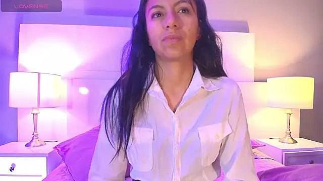 Snapshot of Tamaraakins chatting on October 1, 12:20 pm Tamaraakins online show from October 1, 12:20 pm