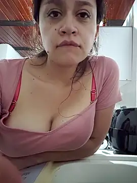 Snapshot of lombarlana-89 chatting on September 20, 12:48 am lombarlana-89 online show from September 20, 12:48 am