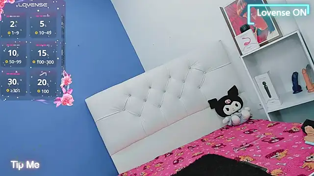 Snapshot of valentina_princess_ chatting on December 21, 6:37 am valentina princess online show from December 21, 6:37 am