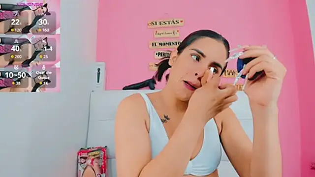 Snapshot of valentina_princess_ chatting on July 5, 4:19 am valentina princess online show from July 5, 4:19 am