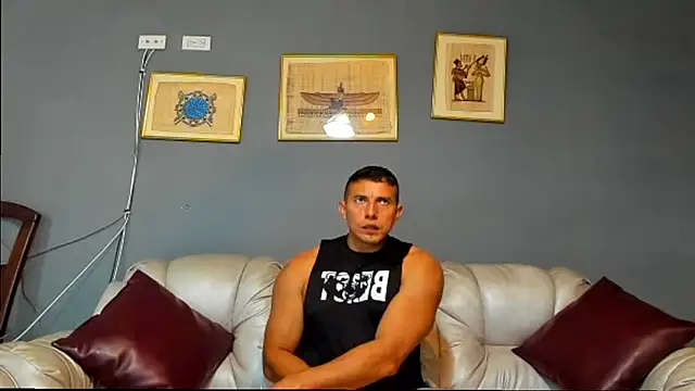 derekk frostt online show from November 28, 7:58 pm