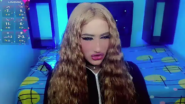 kinverly sexyx online show from April 11, 7:45 am