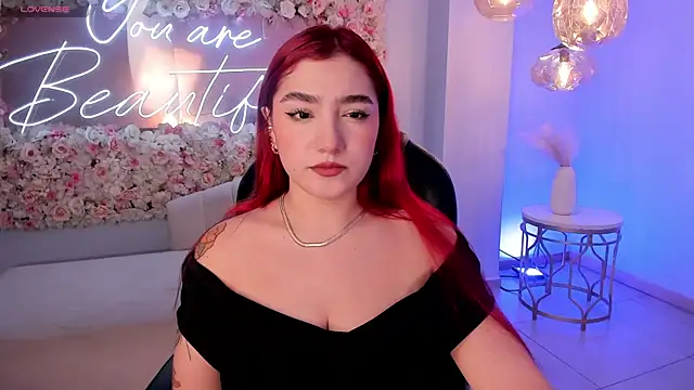 ViolettCastel online show from September 20, 7:52 pm