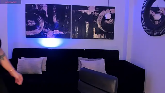 ViolettCastel online show from October 21, 7:13 pm