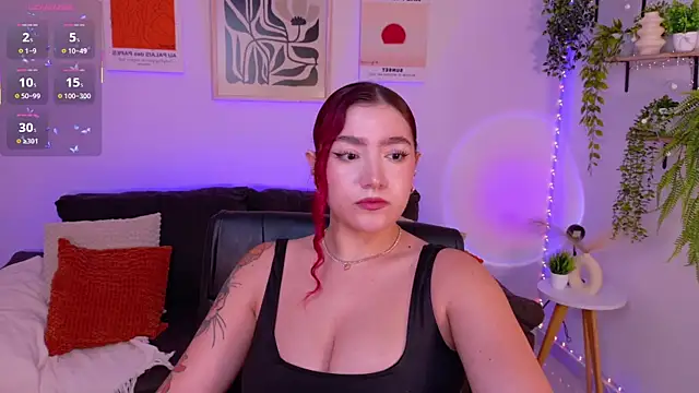 ViolettCastel online show from May 23, 10:53 pm