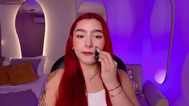 ViolettCastel online show from November 23, 4:28 pm