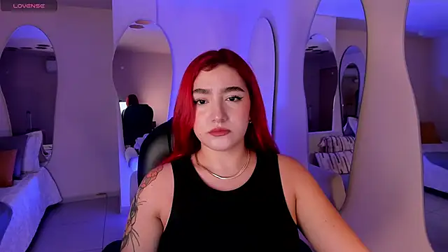 ViolettCastel online show from September 30, 6:47 pm