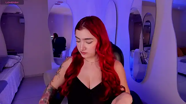 ViolettCastel online show from September 29, 7:30 pm