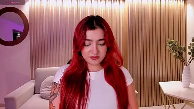 ViolettCastel online show from September 12, 7:35 pm