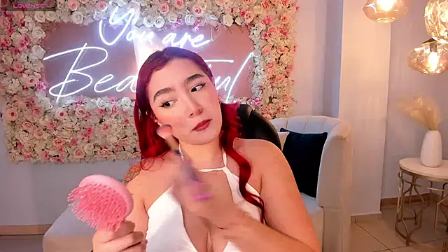 ViolettCastel online show from September 21, 5:40 pm