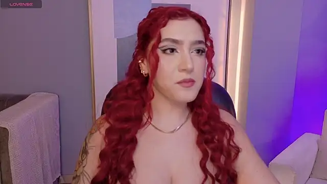 ViolettCastel online show from November 12, 7:40 pm