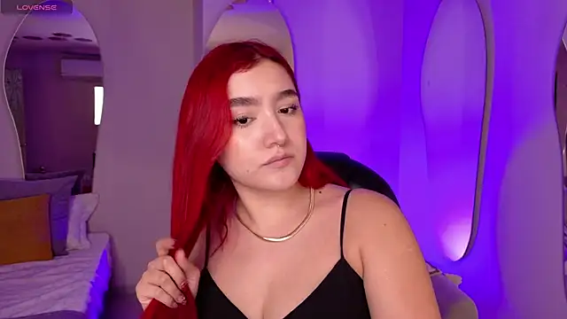 ViolettCastel online show from November 26, 7:25 pm