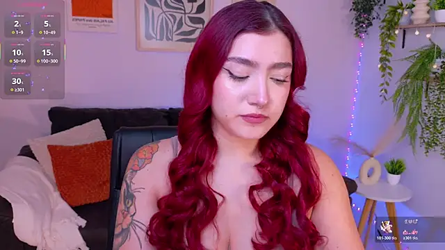 ViolettCastel online show from May 3, 8:01 pm