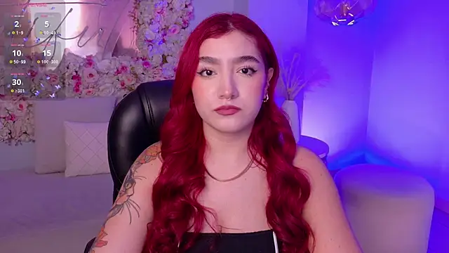 ViolettCastel online show from November 20, 7:14 pm