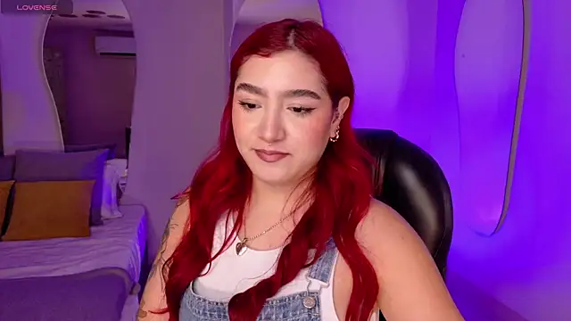 ViolettCastel online show from November 28, 7:25 pm