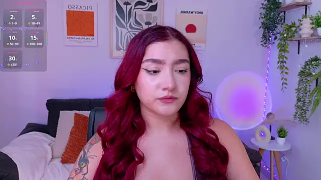 Snapshot of ViolettCastel chatting on June 11, 7:22 pm ViolettCastel online show from June 11, 7:22 pm