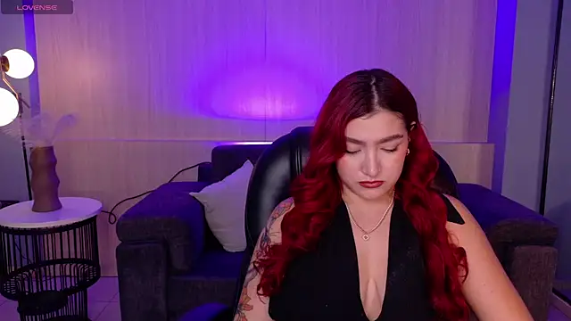 Snapshot of ViolettCastel chatting on February 11, 7:47 pm ViolettCastel online show from February 11, 7:47 pm