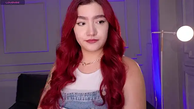 ViolettCastel online show from March 11, 7:19 pm