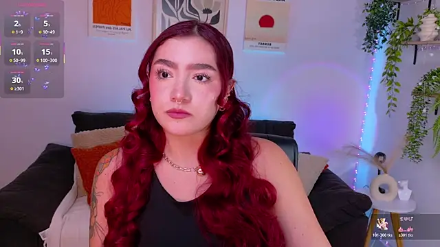 Snapshot of ViolettCastel chatting on July 15, 12:06 am ViolettCastel online show from July 15, 12:06 am